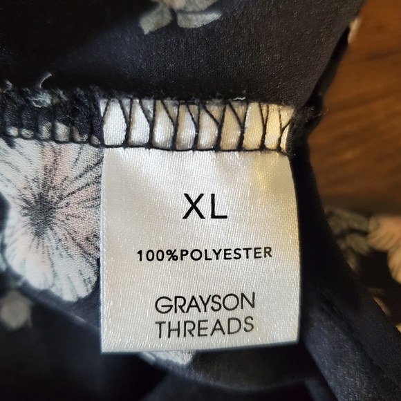 Grayson/Threads Floral Wrap Sleeveless Top - Picture 5 of 6